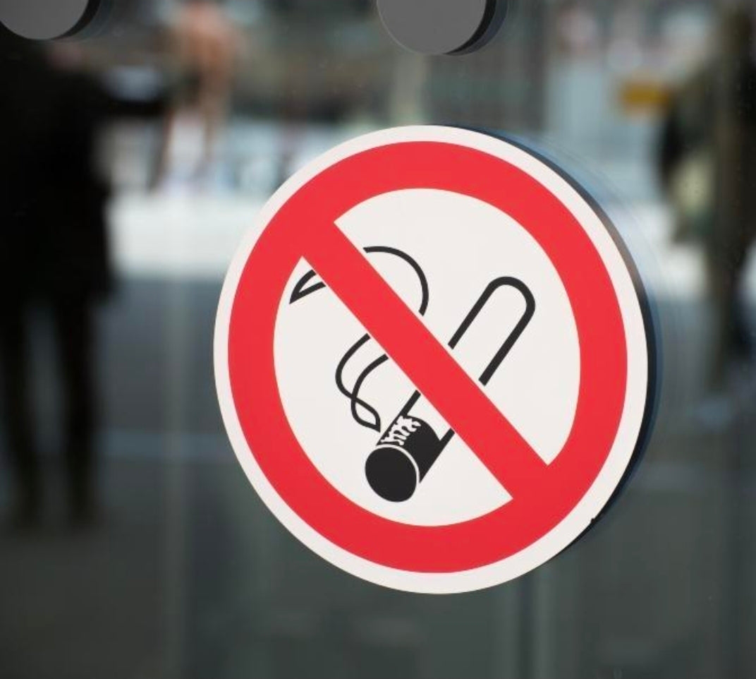 Rauchen verboten Aufkleber Ø10cm – No Smoking Sticker – No Fumar Hinweiszeichen Innen & Außen – Verbotsschild (127)